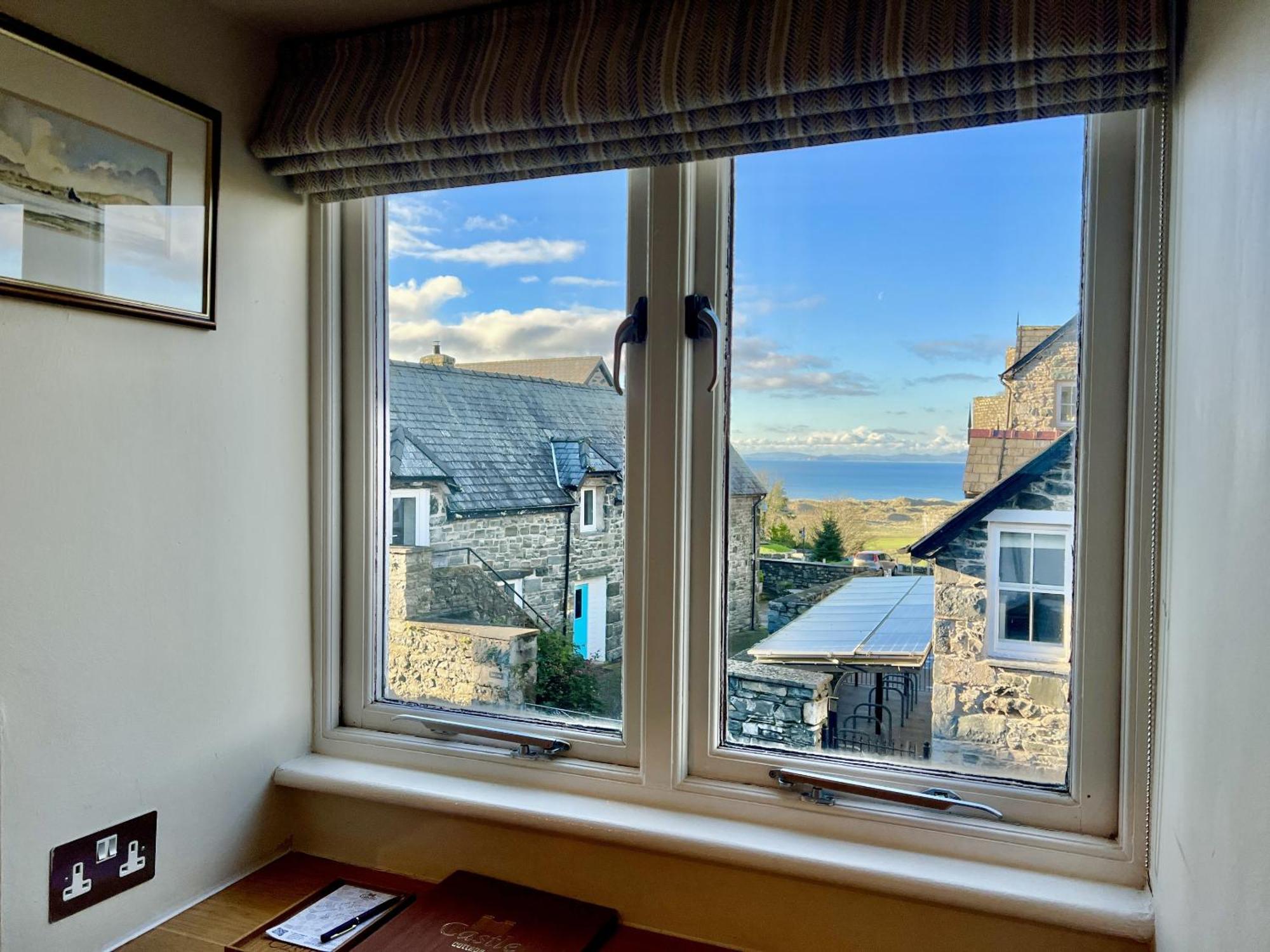 Castle Cottage Inn Harlech Room photo